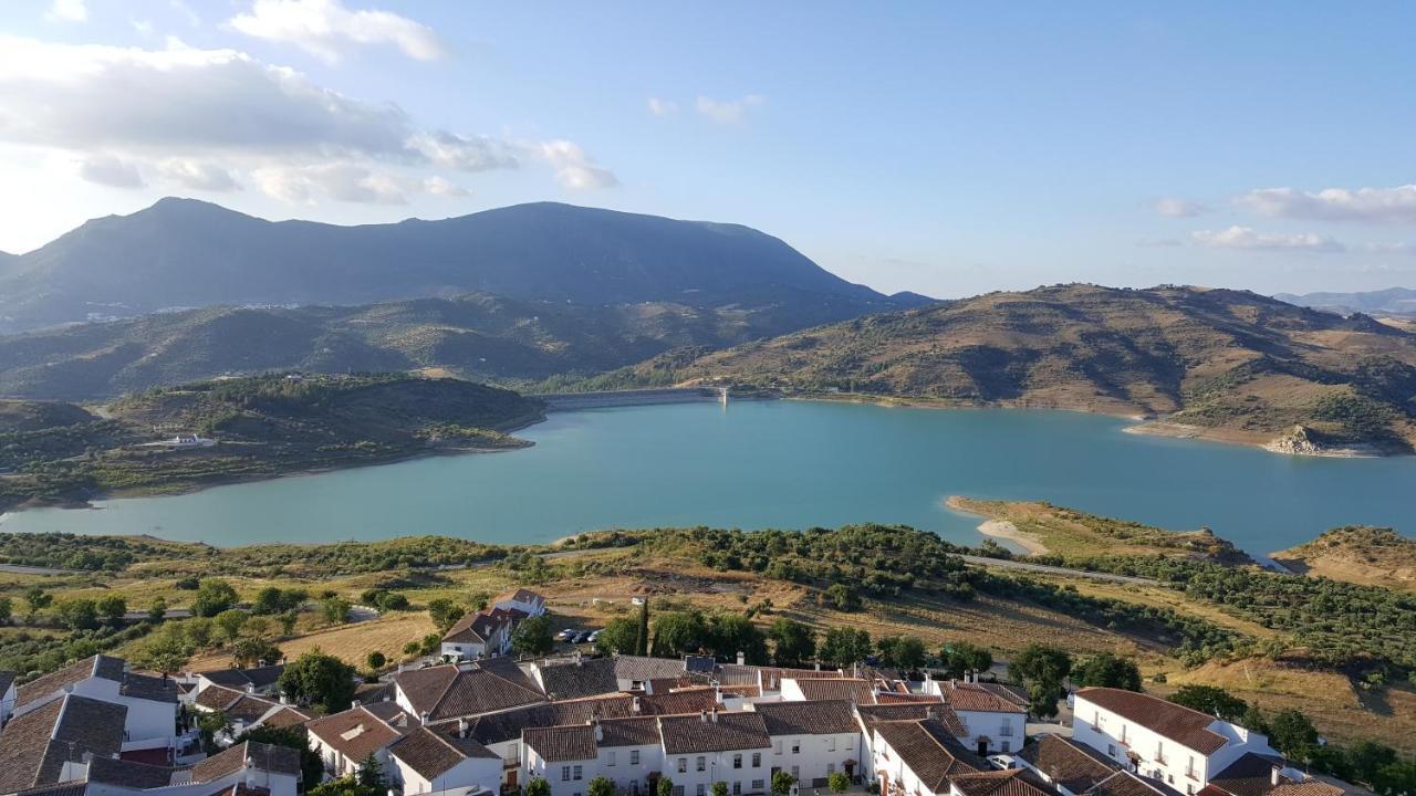 Apartamentos Mirador En La Plaza De Zahara Zahara De La Sierra Esterno foto